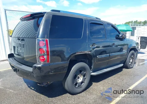 2008 GMC Yukon Denali z USA, uszkodzony, nr VIN 1GKFK63838J152342